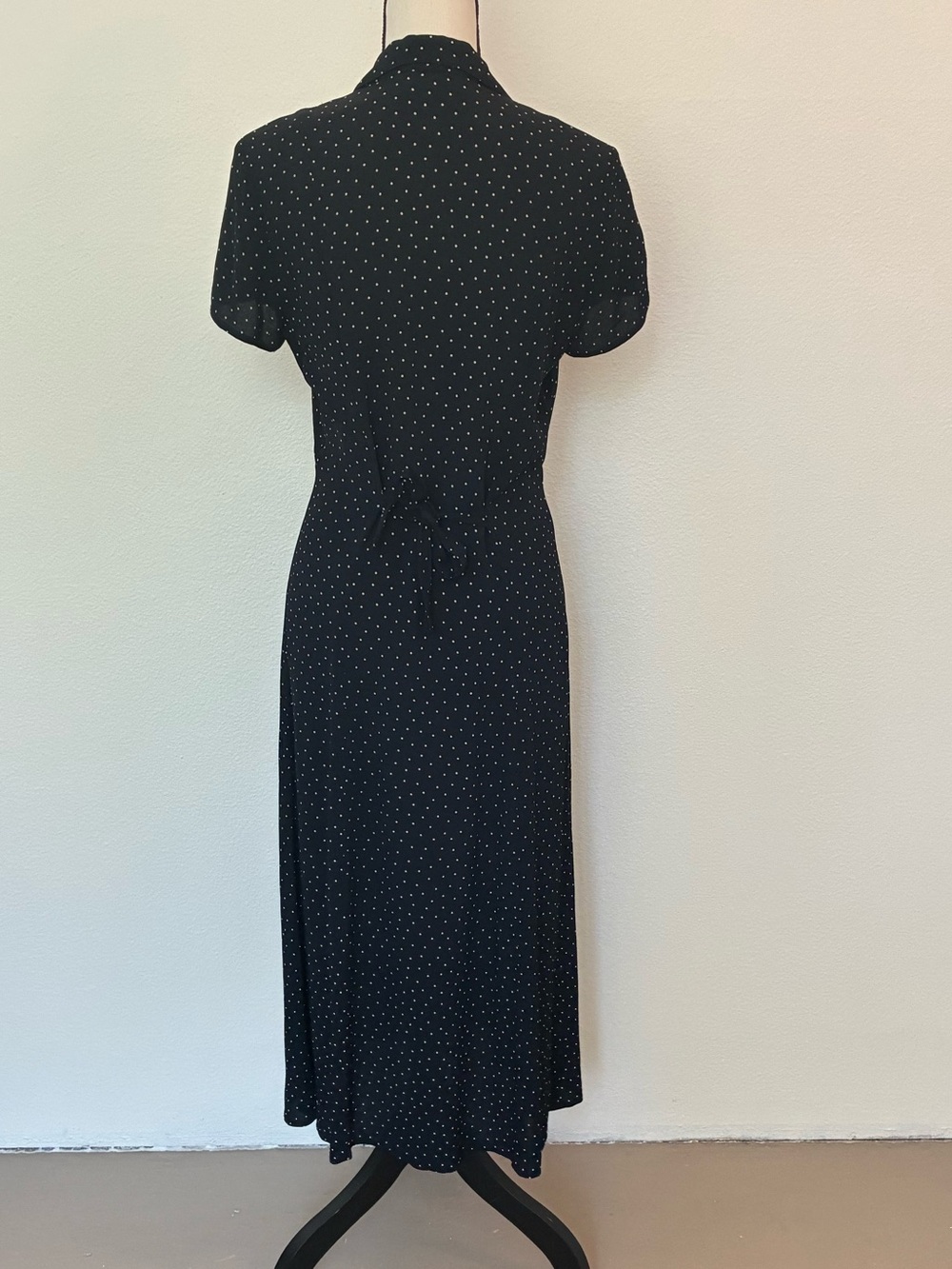 Vintage 90s Jones&Co Navy Polka Dot Midi Dress with back tie - Picture 5 of 13